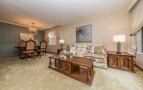 Photo 8 at 69 Kilkenny Drive, L'Amoreaux, Toronto