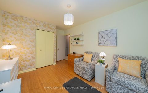 Photo 17 at 69 Kilkenny Drive, L'Amoreaux, Toronto