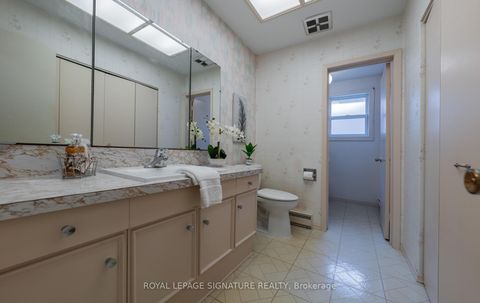 Photo 20 at 69 Kilkenny Drive, L'Amoreaux, Toronto