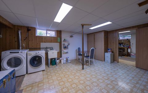 Photo 26 at 69 Kilkenny Drive, L'Amoreaux, Toronto