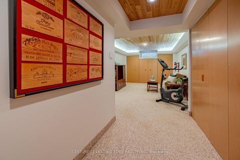Photo 23 at 4 Rosswood Crescent, Bendale, Toronto