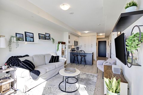 Photo 14 at 721 - 3200 William Coltson Avenue, JM Joshua Meadows, Oakville