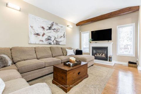 Photo 16 at 1 Bloxham Place, Shore, Barrie