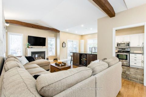 Photo 18 at 1 Bloxham Place, Shore, Barrie