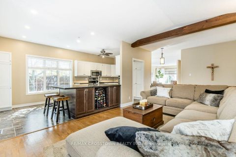 Photo 19 at 1 Bloxham Place, Shore, Barrie