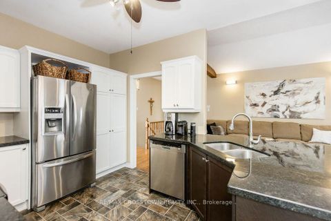 Photo 23 at 1 Bloxham Place, Shore, Barrie