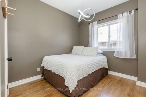 Photo 30 at 1 Bloxham Place, Shore, Barrie