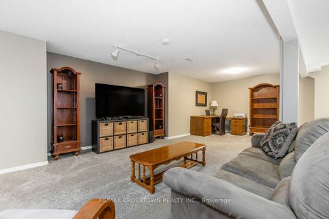 Photo 34 at 1 Bloxham Place, Shore, Barrie