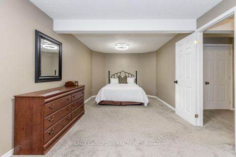 Photo 40 at 1 Bloxham Place, Shore, Barrie