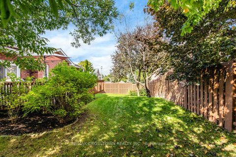 Photo 45 at 1 Bloxham Place, Shore, Barrie