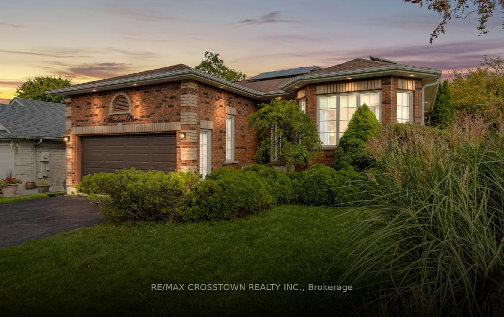 1 Bloxham Place, Shore, Barrie photo number 2