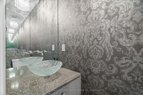 Photo 11 at 28 Mistywood Crescent, Patterson, Vaughan