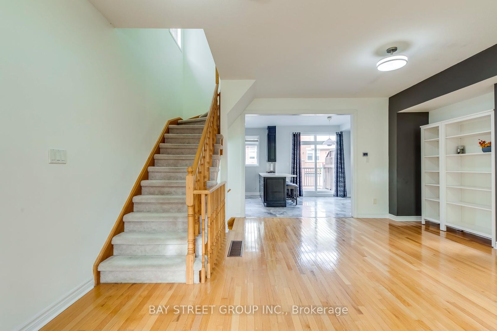 Photo 17 at 34 Stagecoach Circle, Centennial Scarborough, Toronto
