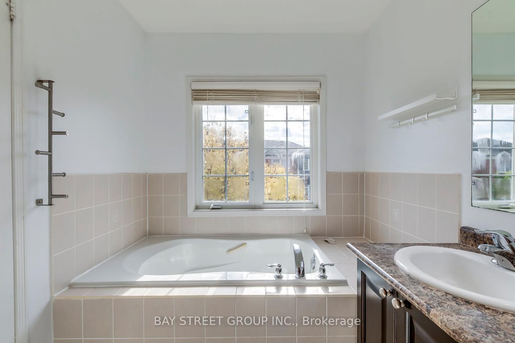 Photo 22 at 34 Stagecoach Circle, Centennial Scarborough, Toronto