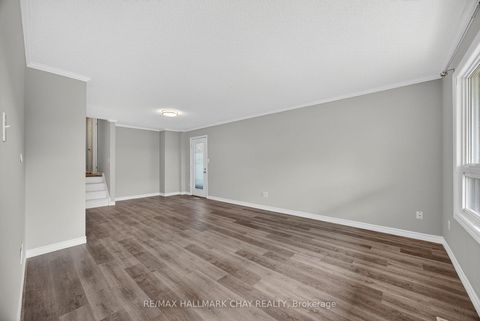 Photo 4 at 419 Leacock Drive, Letitia Heights, Barrie