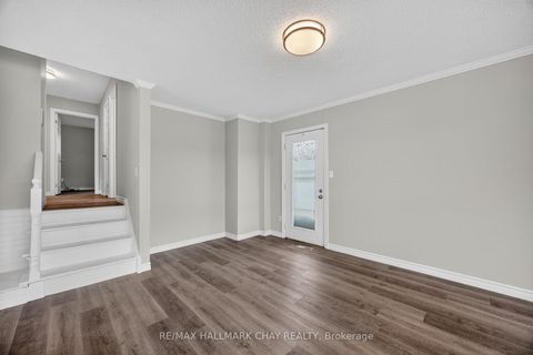 Photo 9 at 419 Leacock Drive, Letitia Heights, Barrie