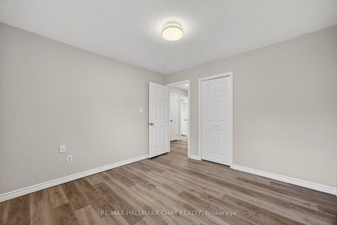 Photo 13 at 419 Leacock Drive, Letitia Heights, Barrie
