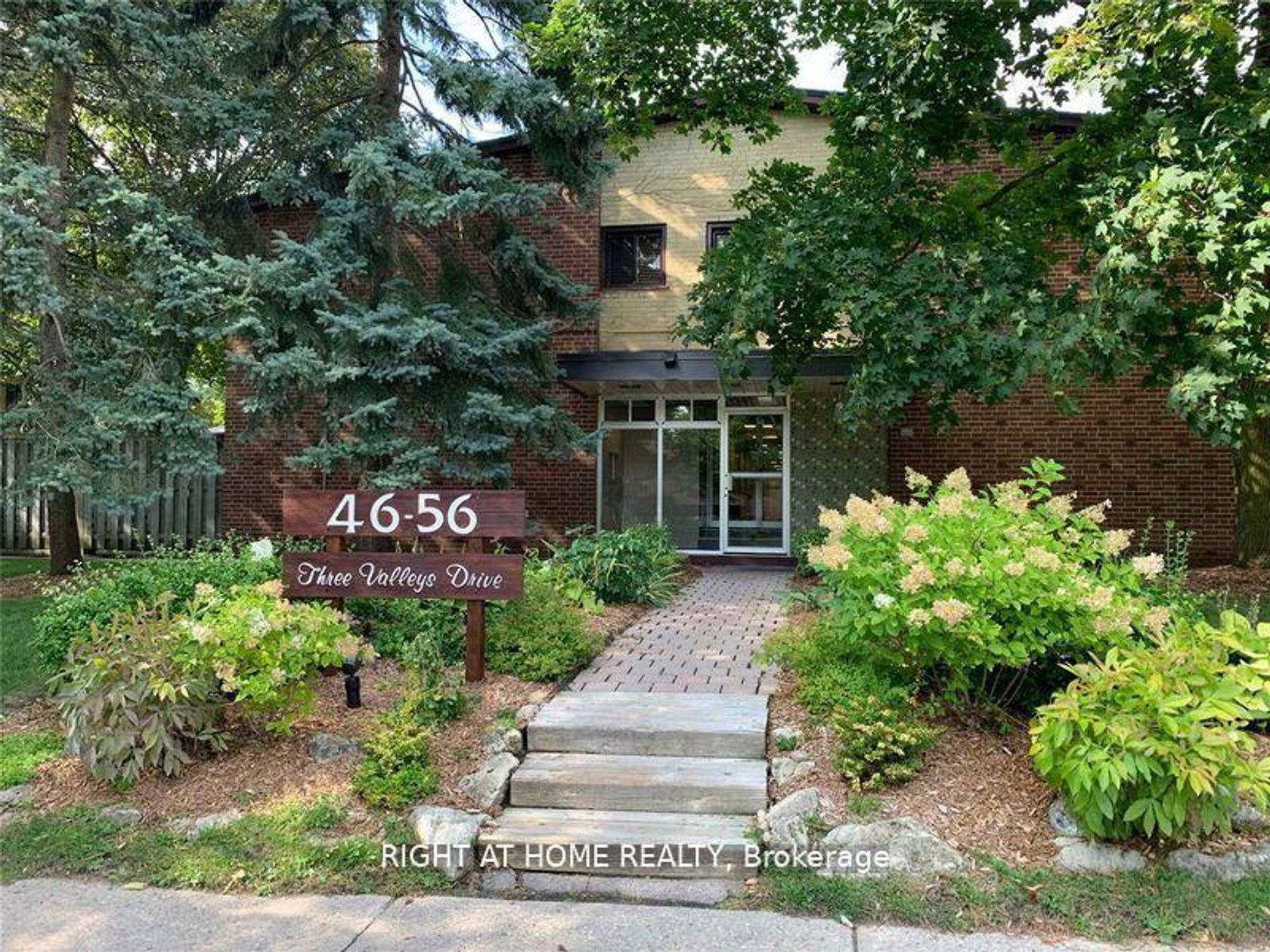 Photo 12 at 12 - 50 Three Valleys Drive, Donalda, Toronto Photo 12 at 12 - 50 Three Valleys Drive, Donalda, Toronto