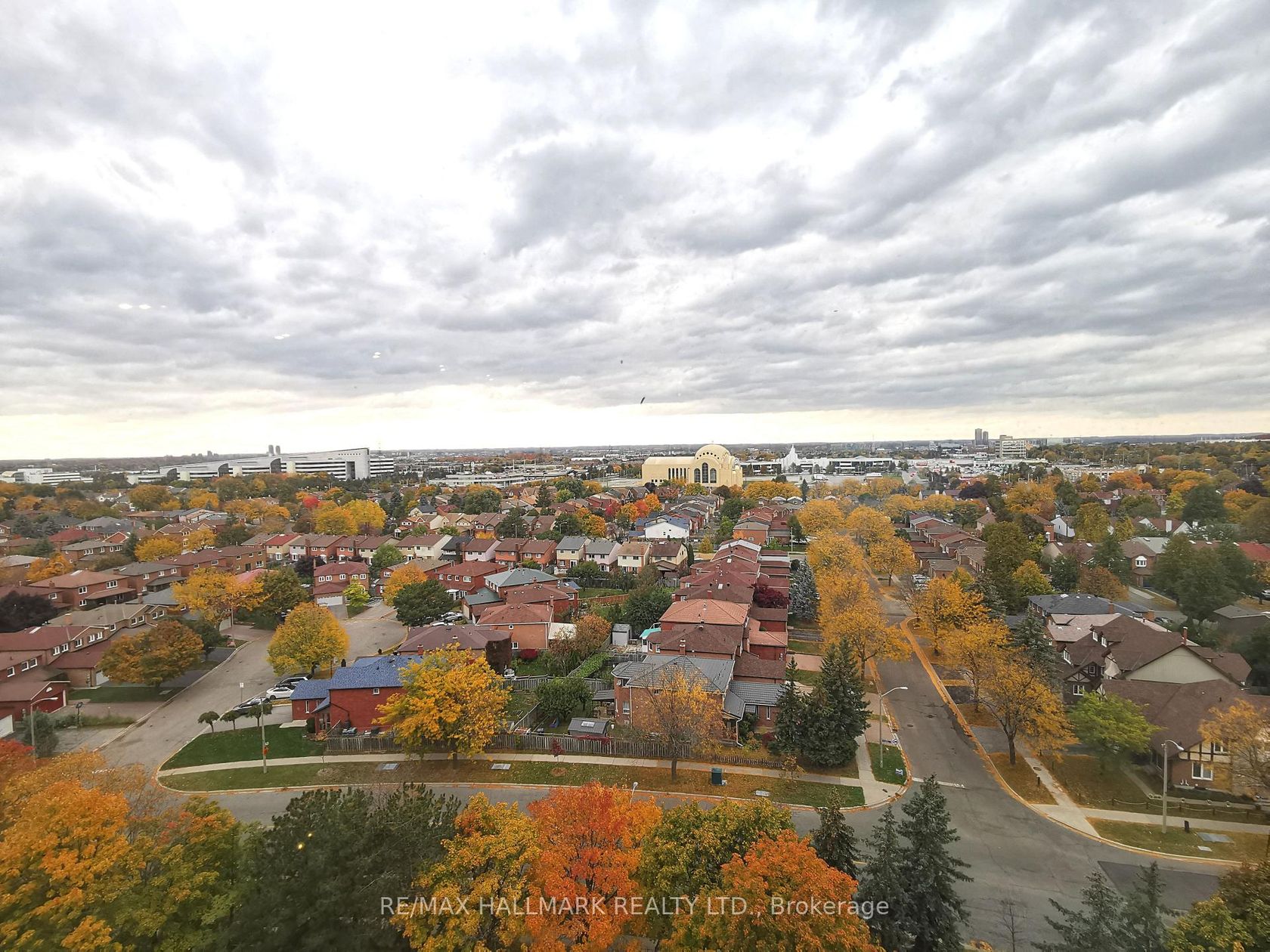 Photo 5 at 1239 - 25 Bamburgh Circle, Steeles, Toronto Photo 5 at 1239 - 25 Bamburgh Circle, Steeles, Toronto