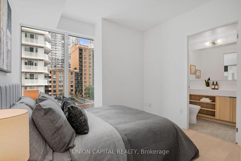 Photo 8 at 711 - 252 Church Street, Yonge Corridor, Toronto