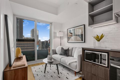 Photo 3 at 1801 - 252 Church Street, Yonge Corridor, Toronto Photo 3 at 1801 - 252 Church Street, Yonge Corridor, Toronto