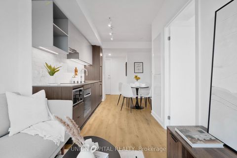 Photo 5 at 1801 - 252 Church Street, Yonge Corridor, Toronto Photo 5 at 1801 - 252 Church Street, Yonge Corridor, Toronto