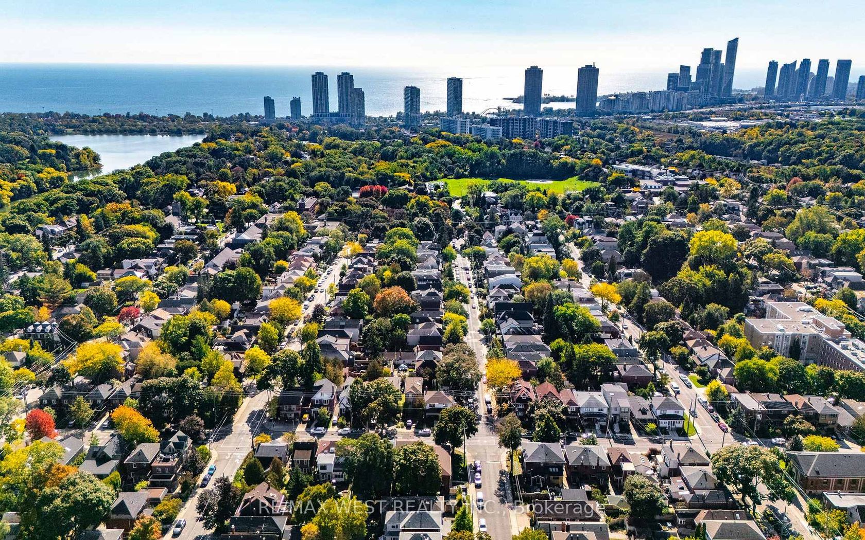 Photo 17 at 45 Deforest Road, Swansea, Toronto Photo 17 at 45 Deforest Road, Swansea, Toronto