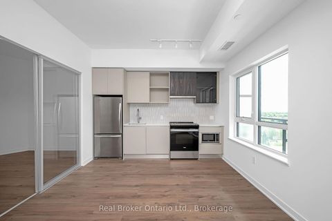 Photo 18 at 819 - 395 Dundas Street, GO Glenorchy, Oakville