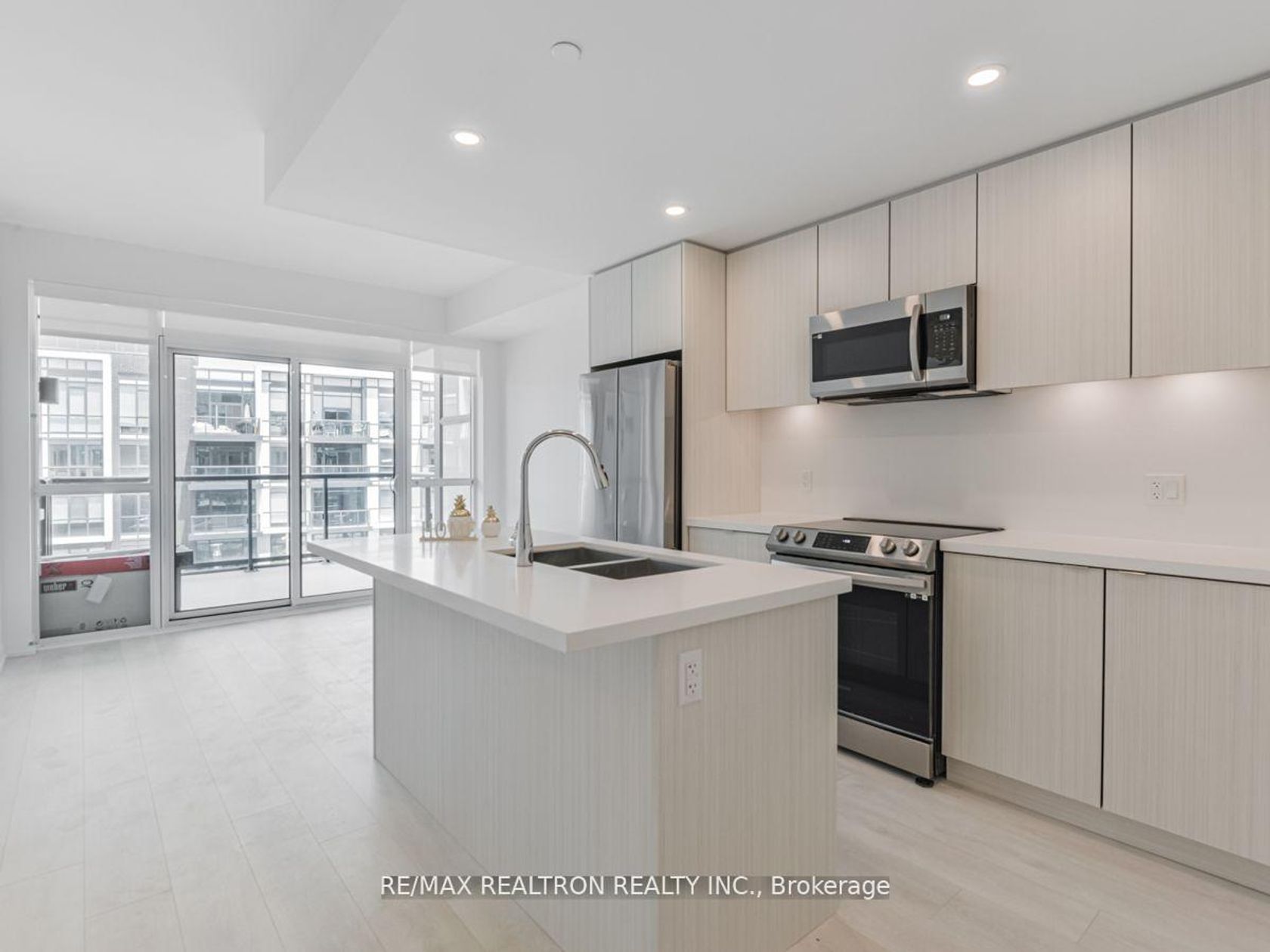 329 - 415 Sea Ray Avenue, Rural Innisfil, Innisfil photo number 2