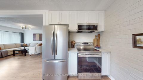 Photo 9 at 316 Penn Avenue, London, Newmarket Photo 9 at 316 Penn Avenue, London, Newmarket