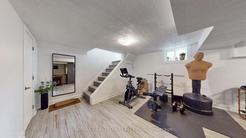 Photo 24 at 316 Penn Avenue, London, Newmarket Photo 24 at 316 Penn Avenue, London, Newmarket