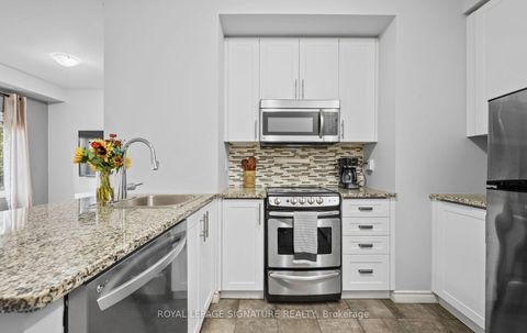 Photo 15 at 240 - 15 Coneflower Crescent, Branson, Toronto