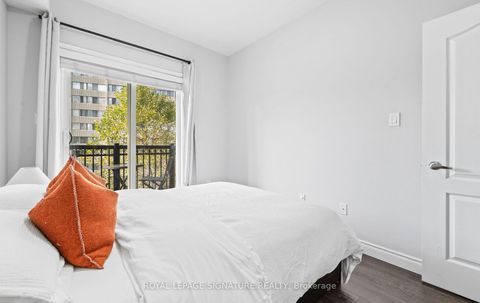 Photo 24 at 240 - 15 Coneflower Crescent, Branson, Toronto