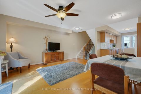 Photo 4 at A4 - 440 Yonge Street, Painswick North, Barrie