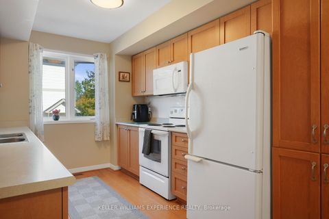 Photo 8 at A4 - 440 Yonge Street, Painswick North, Barrie Photo 8 at A4 - 440 Yonge Street, Painswick North, Barrie