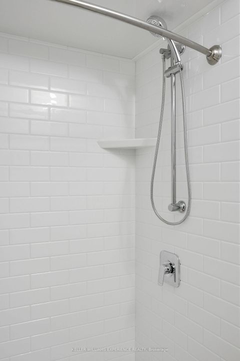 Photo 23 at A4 - 440 Yonge Street, Painswick North, Barrie