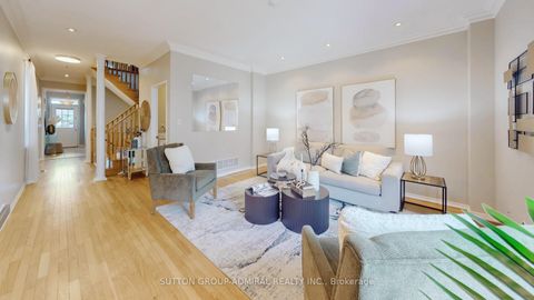 Photo 4 at 216 Maple Sugar Lane, Patterson, Vaughan