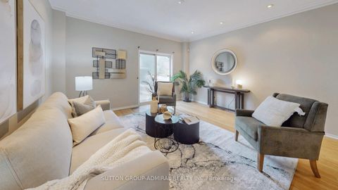 Photo 5 at 216 Maple Sugar Lane, Patterson, Vaughan