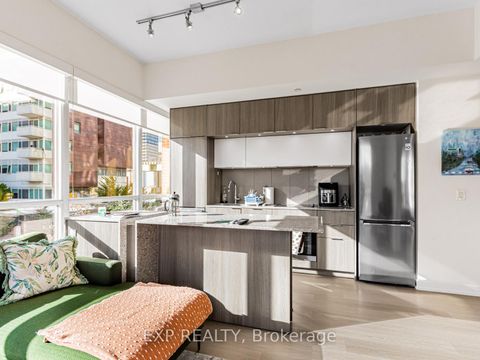 Photo 9 at 319 - 55 Regent Park Boulevard, Regent Park, Toronto