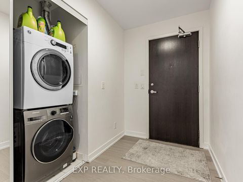 Photo 22 at 319 - 55 Regent Park Boulevard, Regent Park, Toronto