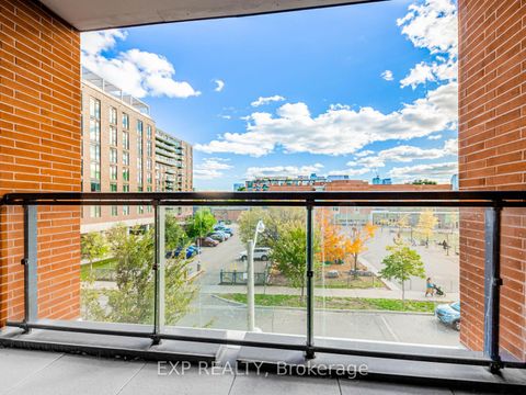 Photo 23 at 319 - 55 Regent Park Boulevard, Regent Park, Toronto