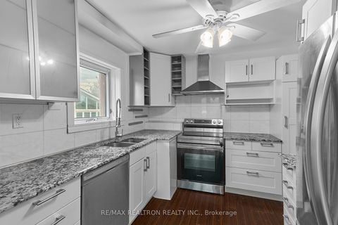 Photo 7 at 135 Regina Avenue, Lawrence, Toronto