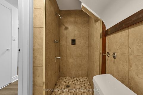 Photo 22 at 135 Regina Avenue, Lawrence, Toronto