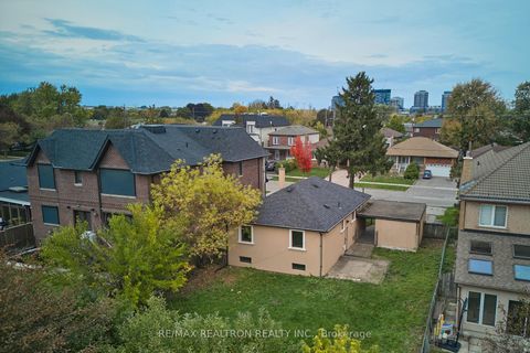 Photo 26 at 135 Regina Avenue, Lawrence, Toronto