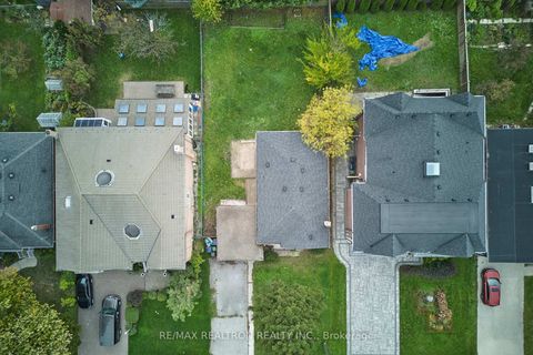 Photo 27 at 135 Regina Avenue, Lawrence, Toronto