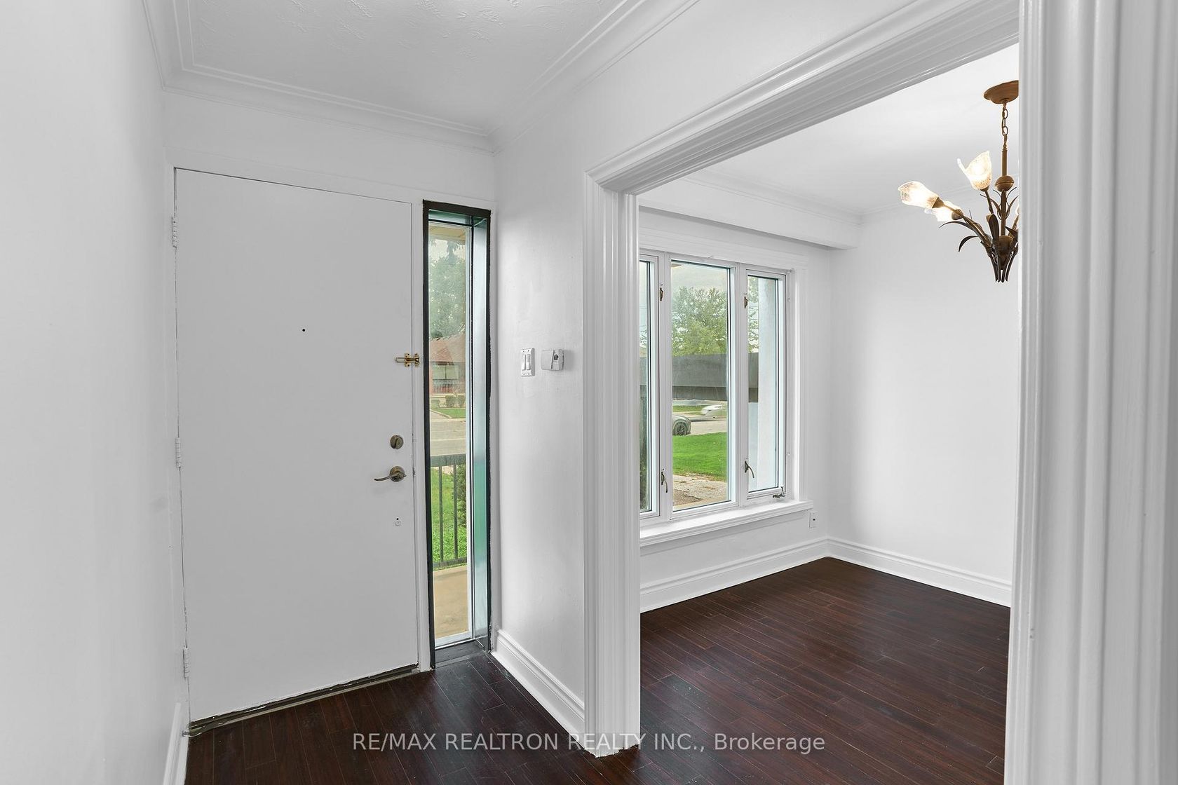 Photo 3 at 135 Regina Avenue, Lawrence, Toronto Photo 3 at 135 Regina Avenue, Lawrence, Toronto