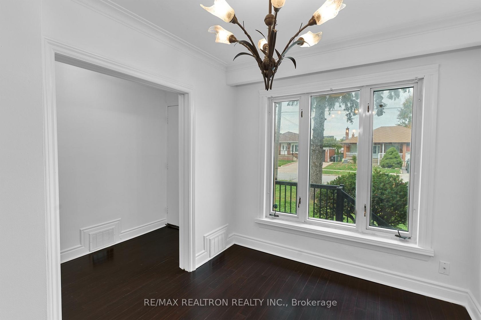 Photo 6 at 135 Regina Avenue, Lawrence, Toronto Photo 6 at 135 Regina Avenue, Lawrence, Toronto