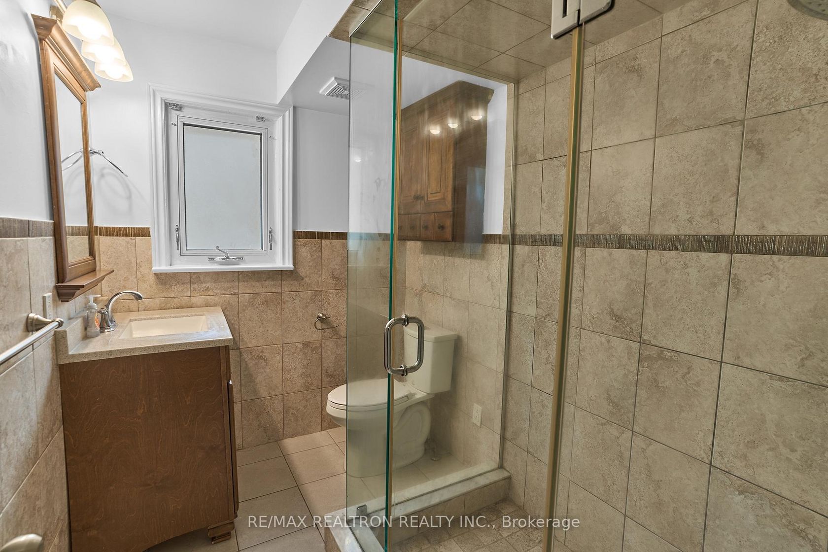 Photo 12 at 135 Regina Avenue, Lawrence, Toronto Photo 12 at 135 Regina Avenue, Lawrence, Toronto