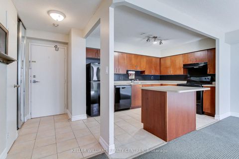 Photo 7 at 408 - 260 Davis Drive, Central Newmarket, Newmarket