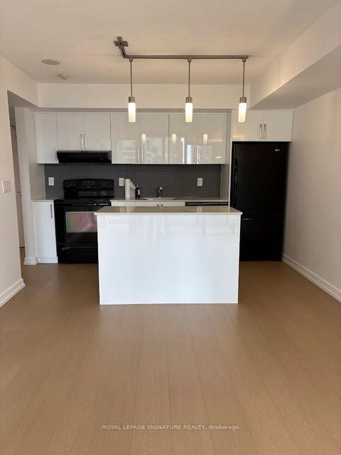 Photo 8 at 1601 - 110 Charles Street E, Yonge Corridor, Toronto Photo 8 at 1601 - 110 Charles Street E, Yonge Corridor, Toronto